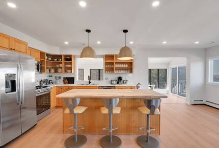 Coastal Haven with Water Views | Steps from the Beach - Cape May, New Jersey