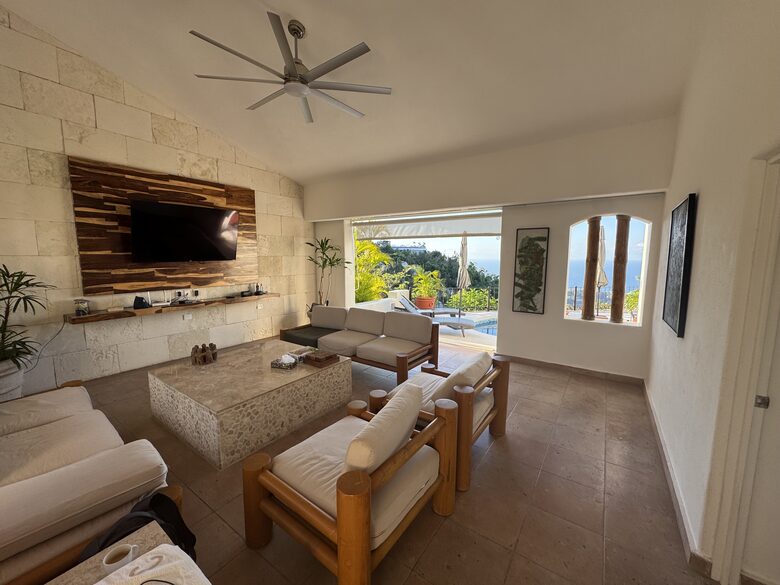 Privada - Acapulco, Mexico