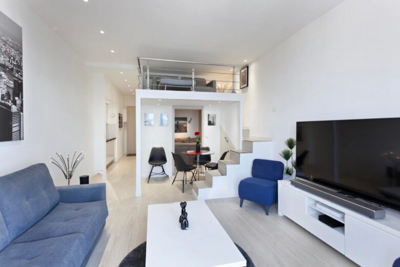Stylish Oceanfront Getaway | Steps from the Film Festival Red Carpet - Cannes, France