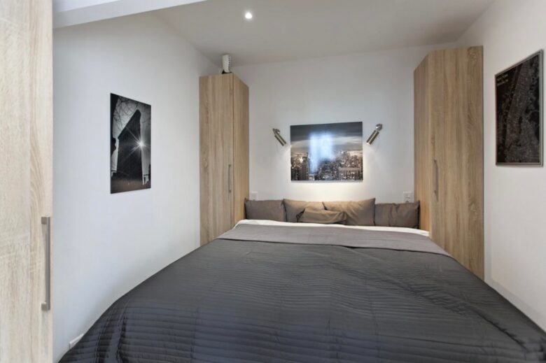 Stylish Oceanfront Getaway | Steps from the Film Festival Red Carpet - Cannes, France