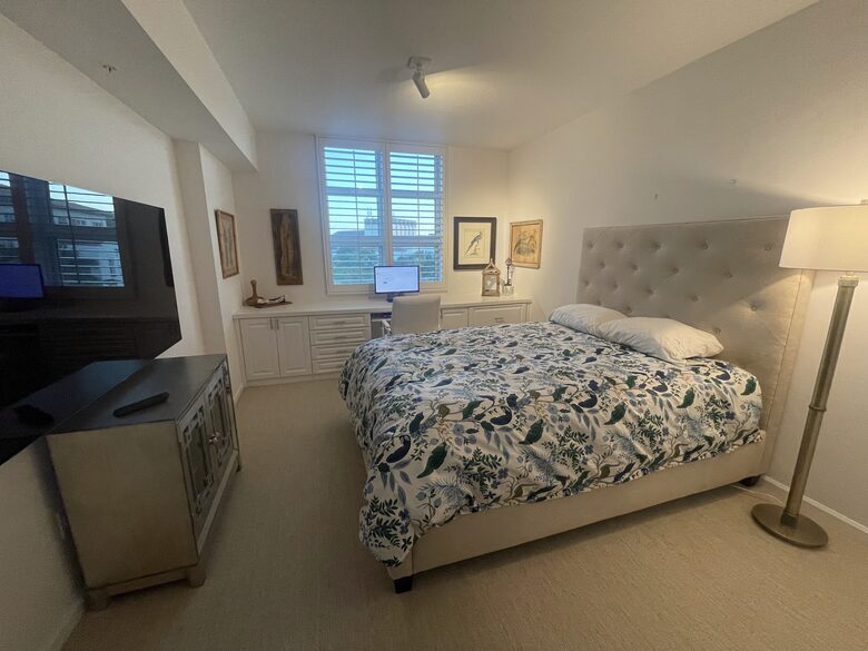 Secondary bedroom