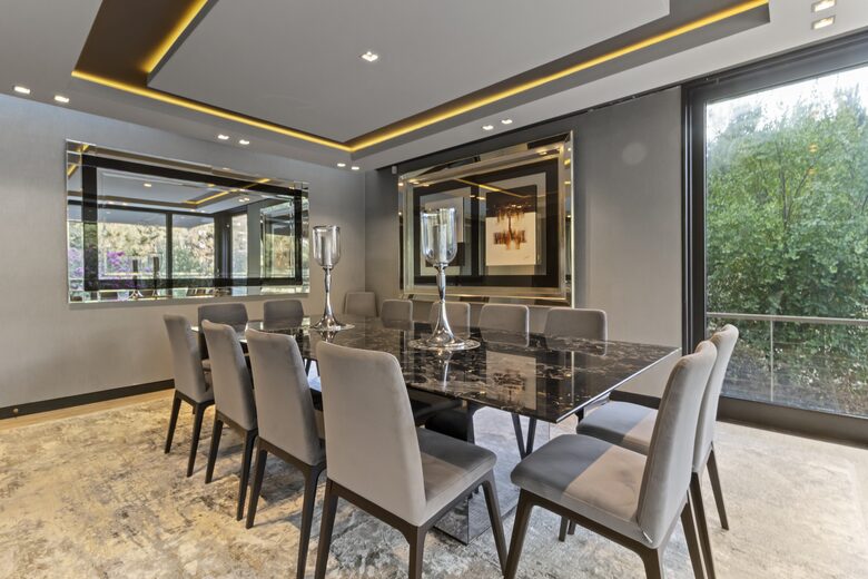 Elegant Designer Estate in Exclusive Lo Barnechea - Lo Barnechea, Chile