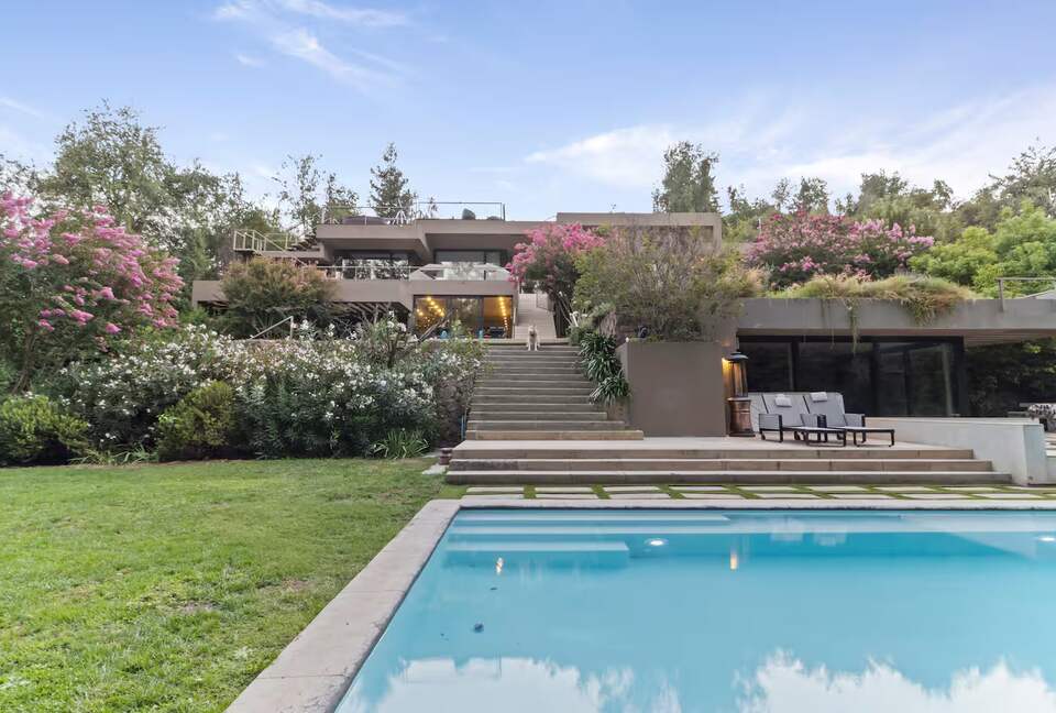Elegant Designer Estate in Exclusive Lo Barnechea - Lo Barnechea, Chile
