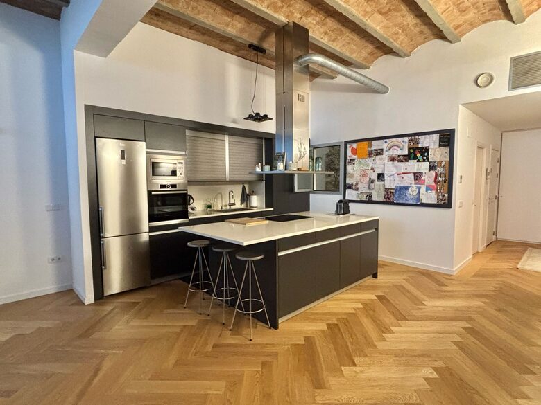 Casa Silvia - Barcelona, Spain