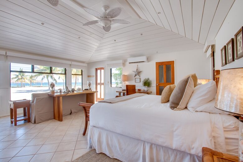 Royal Belize Private Island - Ragged Caye, Belize