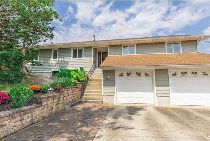 Coastal Haven with Water Views | Steps from the Beach - Cape May, New Jersey