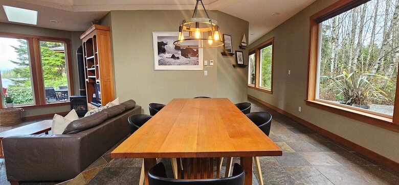 Jensen’s Bay Retreat | Nature, Comfort, and Coastal Charm - Tofino, Canada