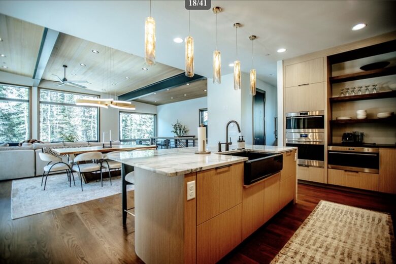 A Modern Ski-In/Ski-Out Sanctuary - Brighton, Utah
