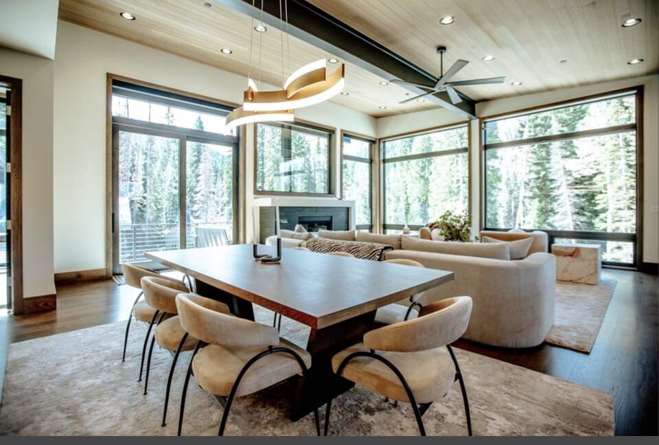 A Modern Ski-In/Ski-Out Sanctuary - Brighton, Utah
