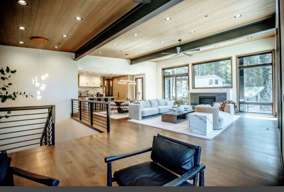 A Modern Ski-In/Ski-Out Sanctuary - Brighton, Utah
