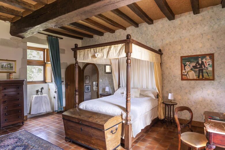 Manoir Coteaux - Doué-la-Fontaine, France