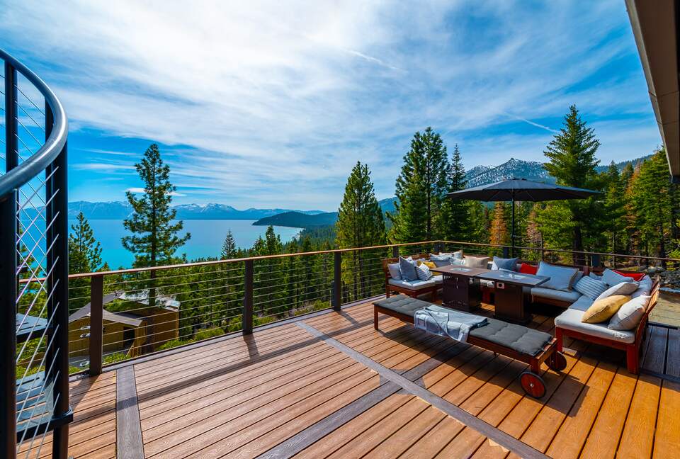 Lakeside Elegance in Tahoe Pines - Tahoma, California