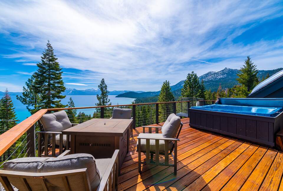 Lakeside Elegance in Tahoe Pines - Tahoma, California