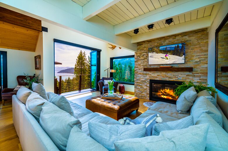 Lakeside Elegance in Tahoe Pines - Tahoma, California