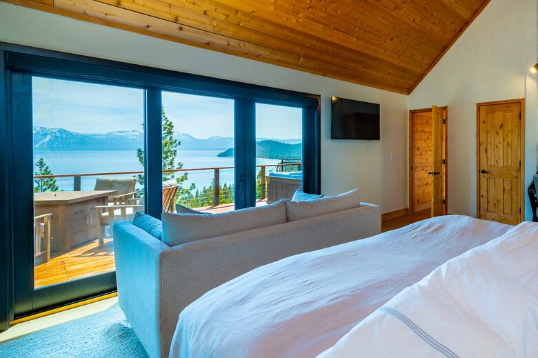 Lakeside Elegance in Tahoe Pines - Tahoma, California