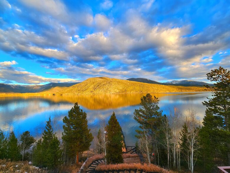 Lake Otter Lodge - Luxury Rocky Mountain Lake House - Grand Lake, Colorado