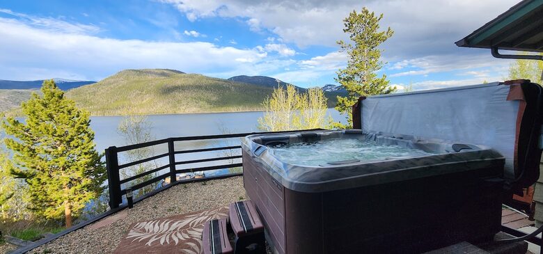 Lake Otter Lodge - Luxury Rocky Mountain Lake House - Grand Lake, Colorado