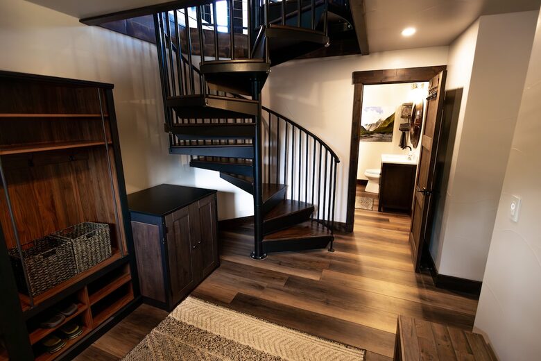 Lake Otter Lodge - Luxury Rocky Mountain Lake House - Grand Lake, Colorado