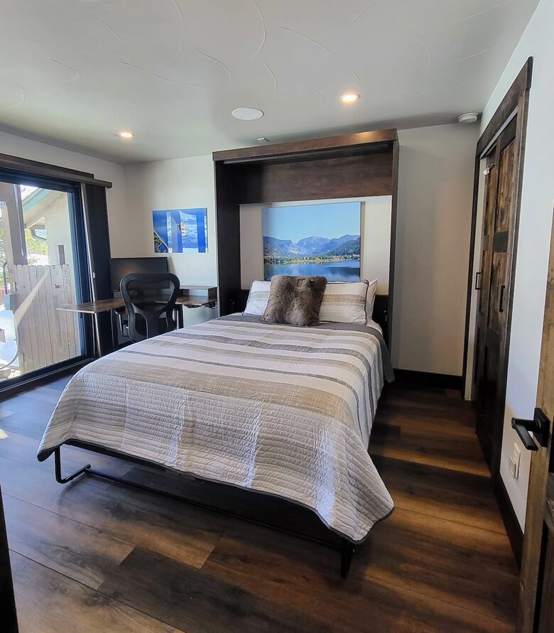 Lake Otter Lodge - Luxury Rocky Mountain Lake House - Grand Lake, Colorado