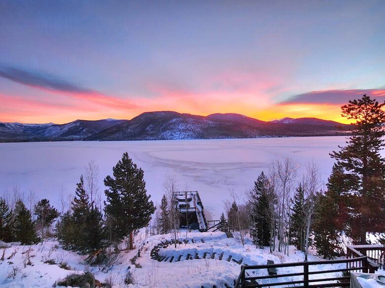 Lake Otter Lodge - Luxury Rocky Mountain Lake House - Grand Lake, Colorado