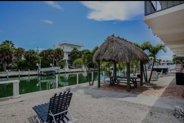 Canal-Front Elegance in the Lower Keys - Summerland Key, Florida