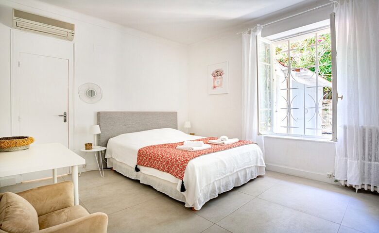 Panoramic SEA VIEW. Renovated Villa Close to Beach and Center - Sainte-Maxime, France