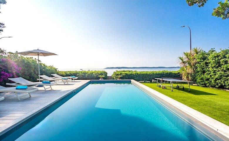 Panoramic SEA VIEW. Renovated Villa Close to Beach and Center - Sainte-Maxime, France