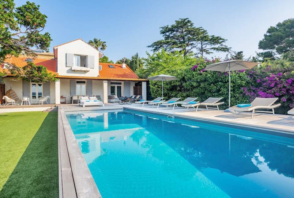 Panoramic SEA VIEW.  Renovated Villa Close to Beach and Center - Sainte-Maxime, France