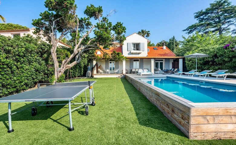 Panoramic SEA VIEW. Renovated Villa Close to Beach and Center - Sainte-Maxime, France