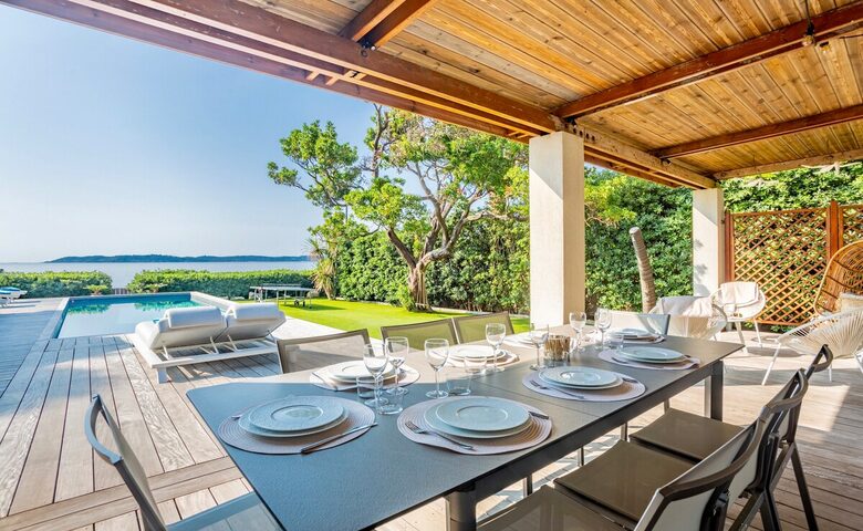 Panoramic SEA VIEW. Renovated Villa Close to Beach and Center - Sainte-Maxime, France