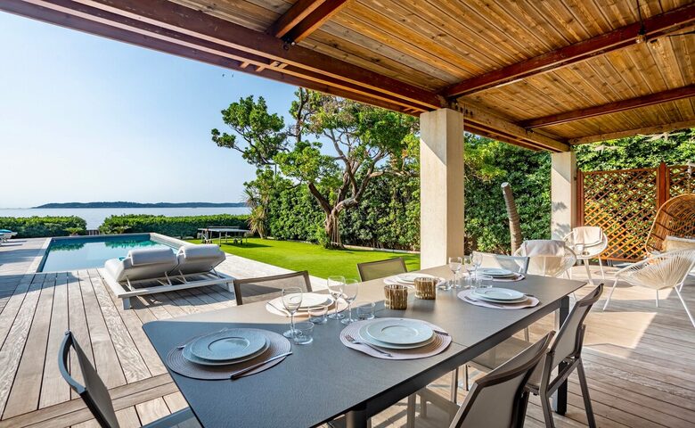 Panoramic SEA VIEW. Renovated Villa Close to Beach and Center - Sainte-Maxime, France