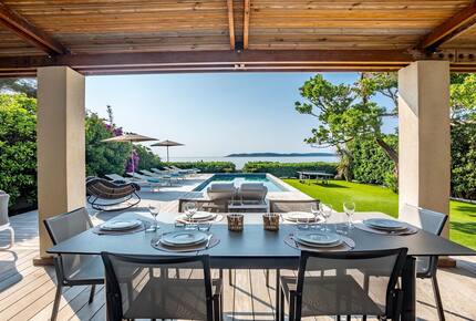 Panoramic SEA VIEW.  Renovated Villa Close to Beach and Center - Sainte-Maxime, France