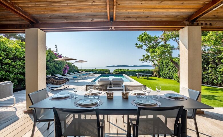 Panoramic SEA VIEW. Renovated Villa Close to Beach and Center - Sainte-Maxime, France