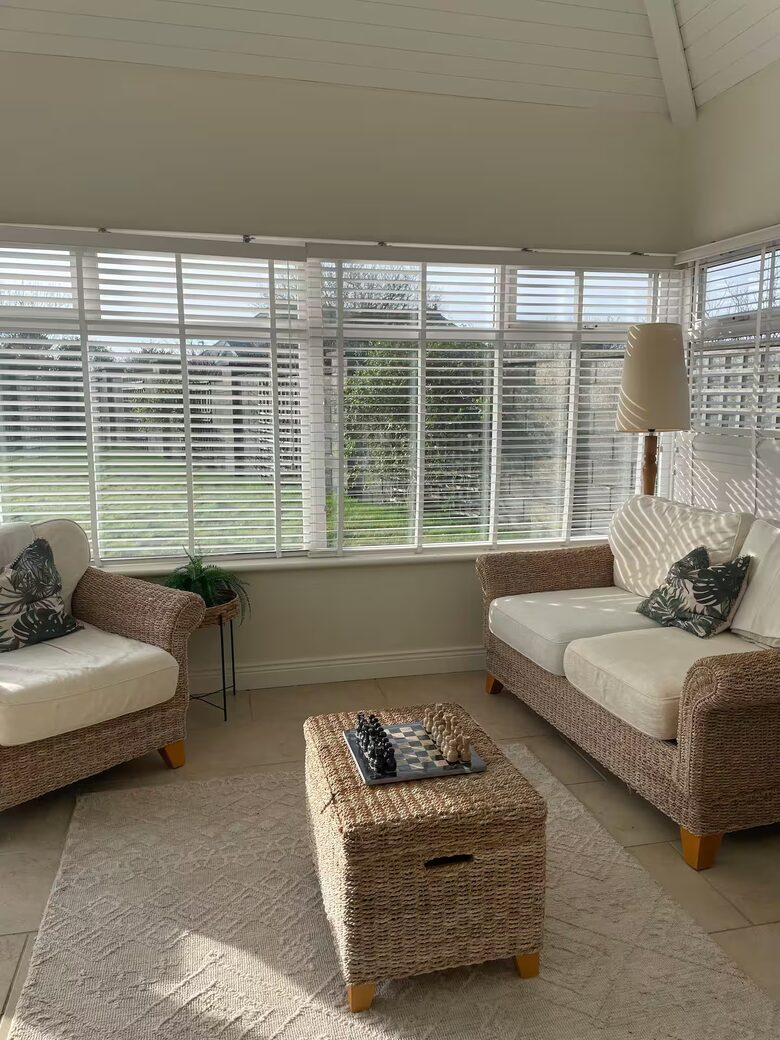 Spacious Family Home Near the Beach & Golf Course - Rosslare Strand, Wexford, Ireland