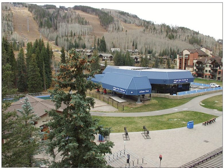 Lionshead Village Residence - Just Steps to the Gondola - Vail, Colorado