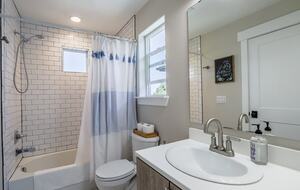 Cozy Townhome Retreat Near Downtown Castle Rock - Castle Rock, Colorado