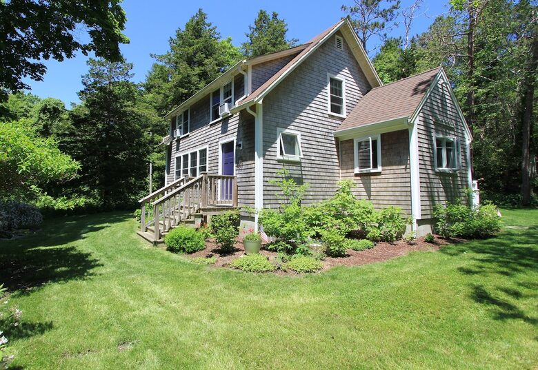 Charming Cape Cod Haven Near Private Beach - East Sandwich, Massachusetts