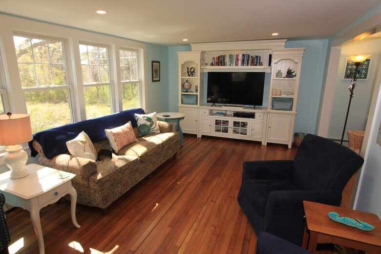 Charming Cape Cod Haven Near Private Beach - East Sandwich, Massachusetts