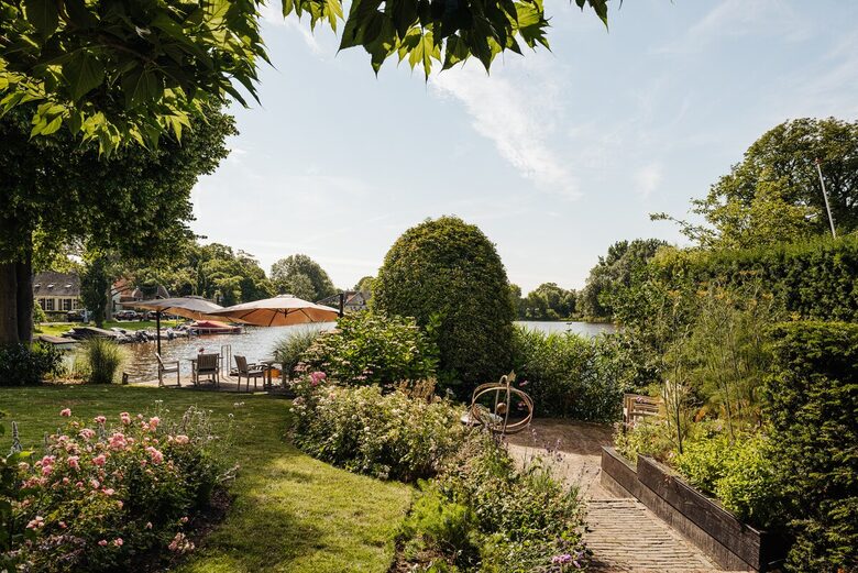 A Lakeside Sanctuary Near Amsterdam - Broek in Waterland, Netherlands
