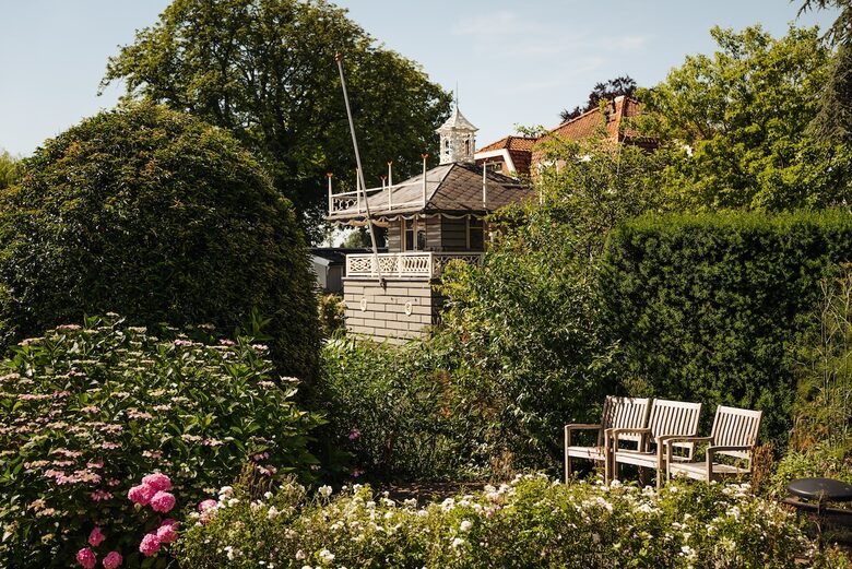 A Lakeside Sanctuary Near Amsterdam - Broek in Waterland, Netherlands