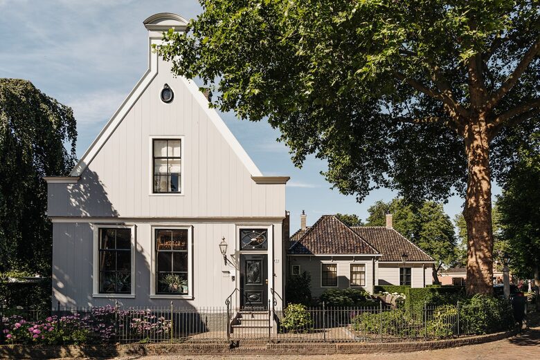 A Lakeside Sanctuary Near Amsterdam - Broek in Waterland, Netherlands