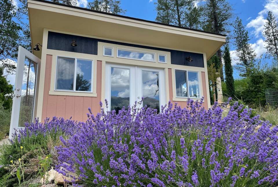 Creekside Haven in California Wine Country - Middletown, California