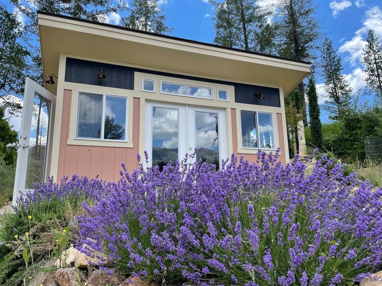 Creekside Haven in California Wine Country - Middletown, California