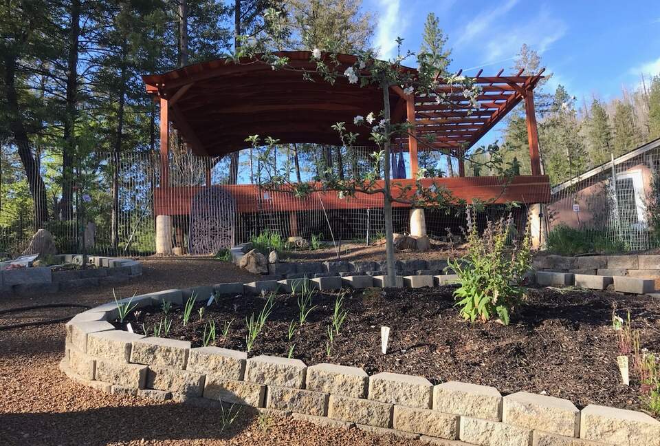 Creekside Haven in California Wine Country - Middletown, California