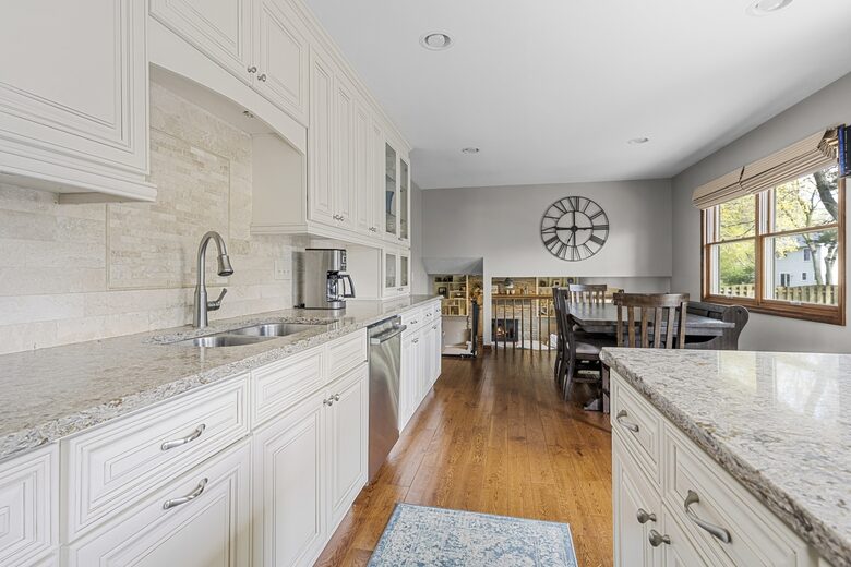 Charming Naperville Haven Near Downtown - Naperville, Illinois