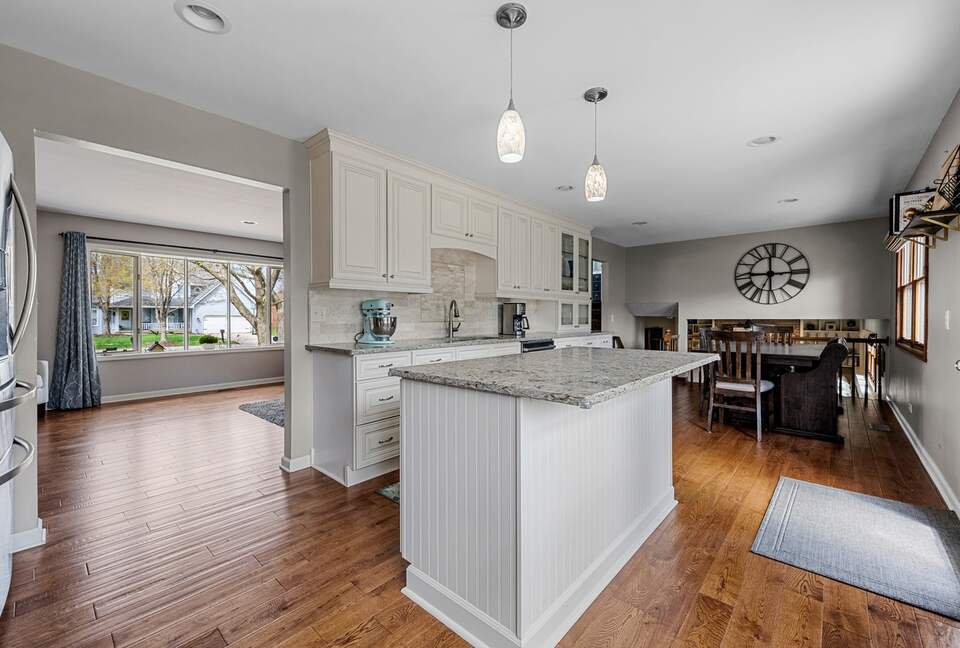 Charming Naperville Haven Near Downtown - Naperville, Illinois