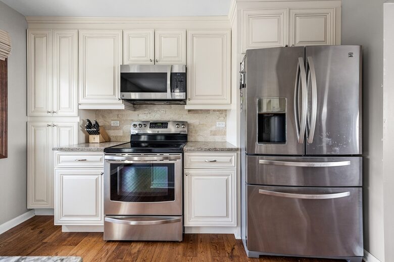 Charming Naperville Haven Near Downtown - Naperville, Illinois