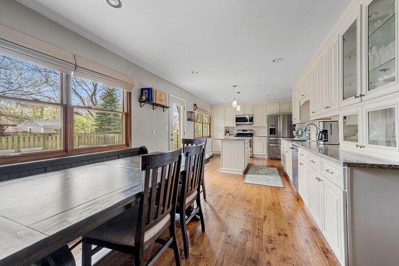 Charming Naperville Haven Near Downtown - Naperville, Illinois