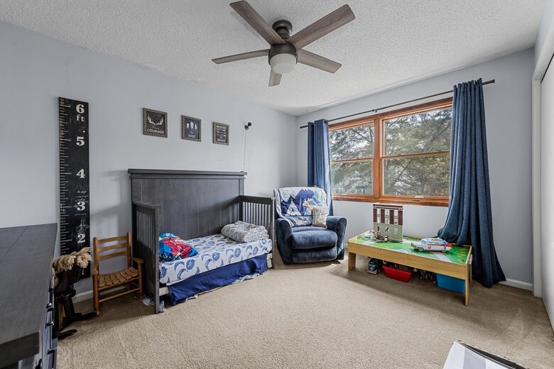 Charming Naperville Haven Near Downtown - Naperville, Illinois
