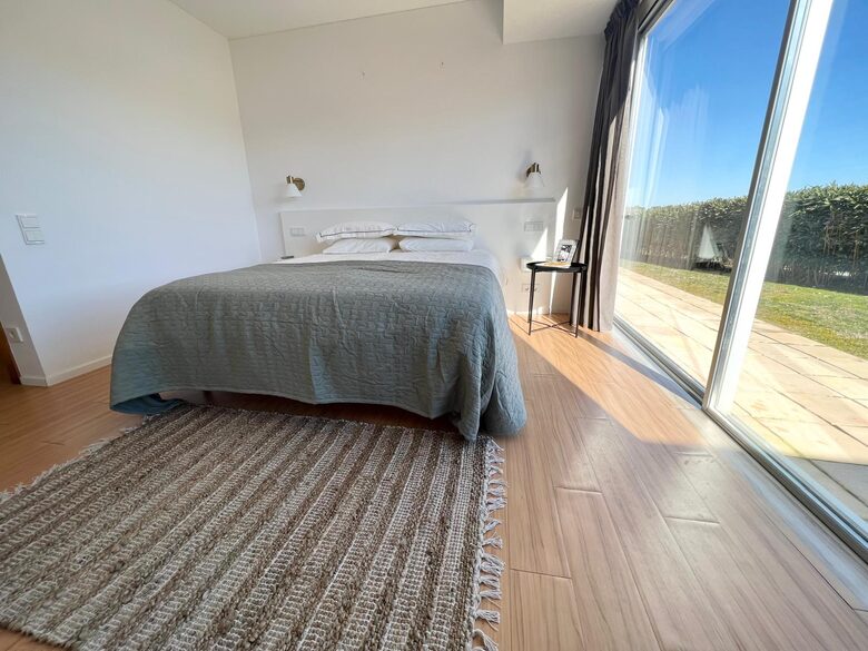 Private Villa on Portugal’s Silver Coast - Vau, Portugal